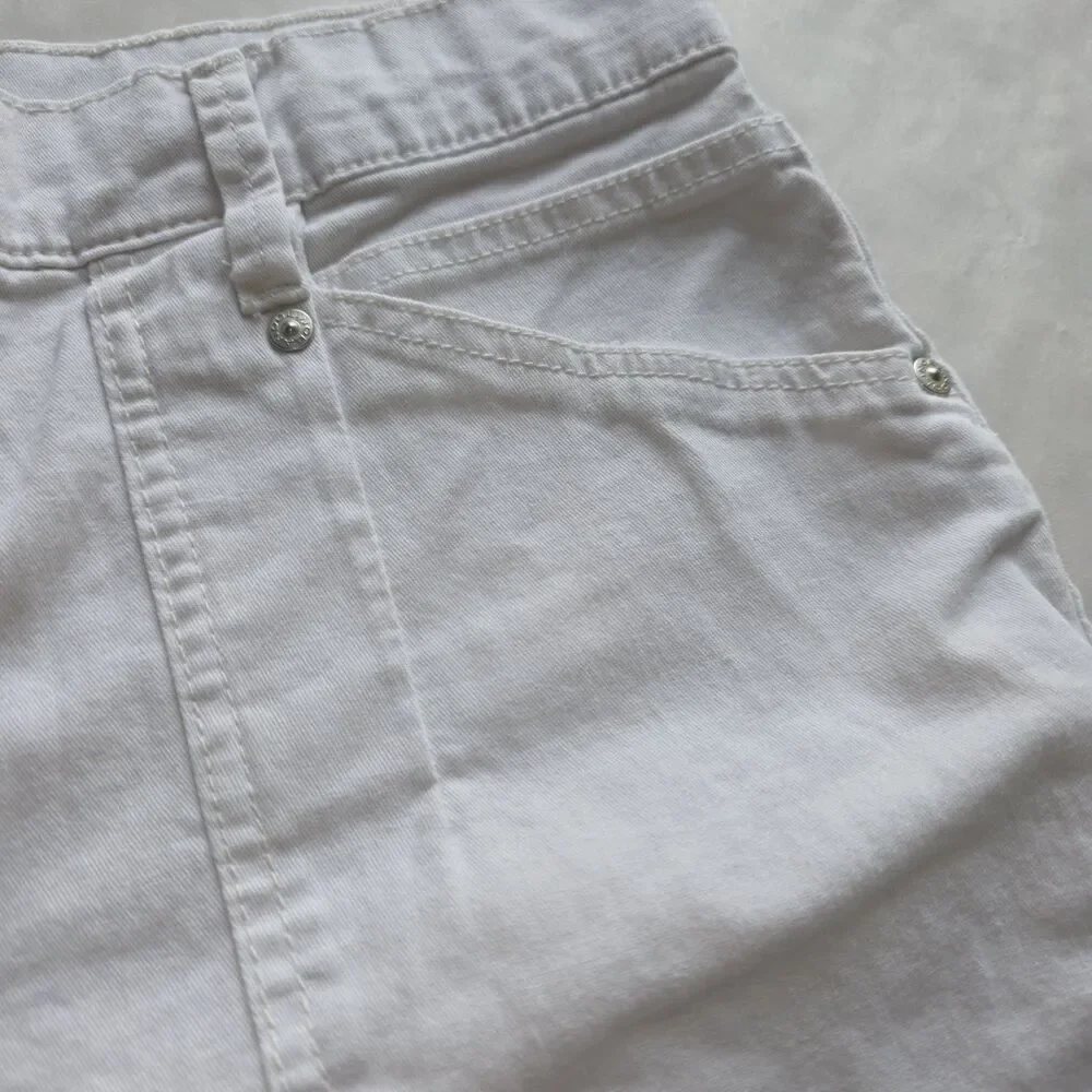 Bandolino Bermuda Shorts Womens 12 White High Rise Stretch Utility Patch Pocket